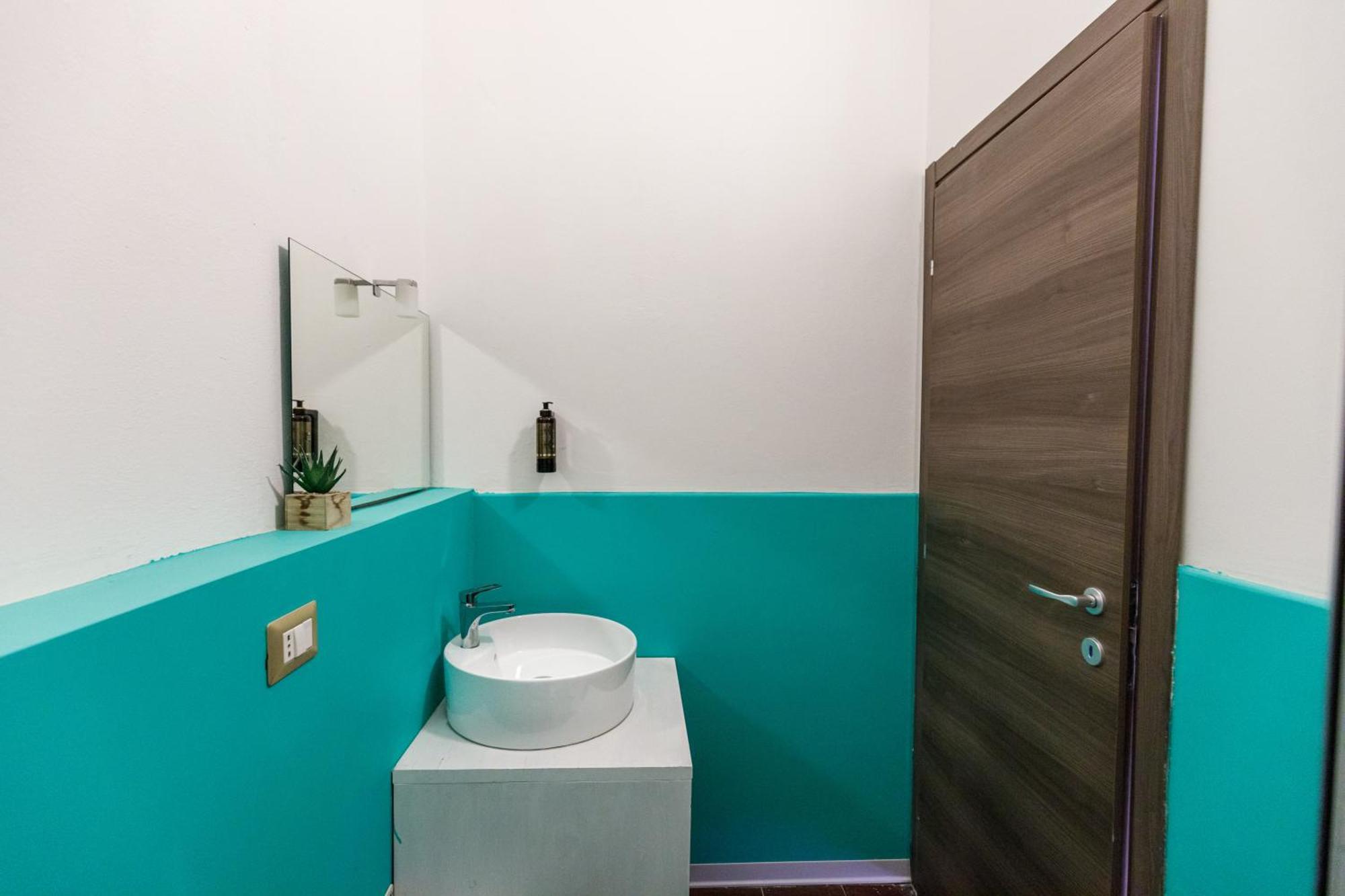 Onlyrooms III - Recommended For Under 30S 칼리아리 객실 사진