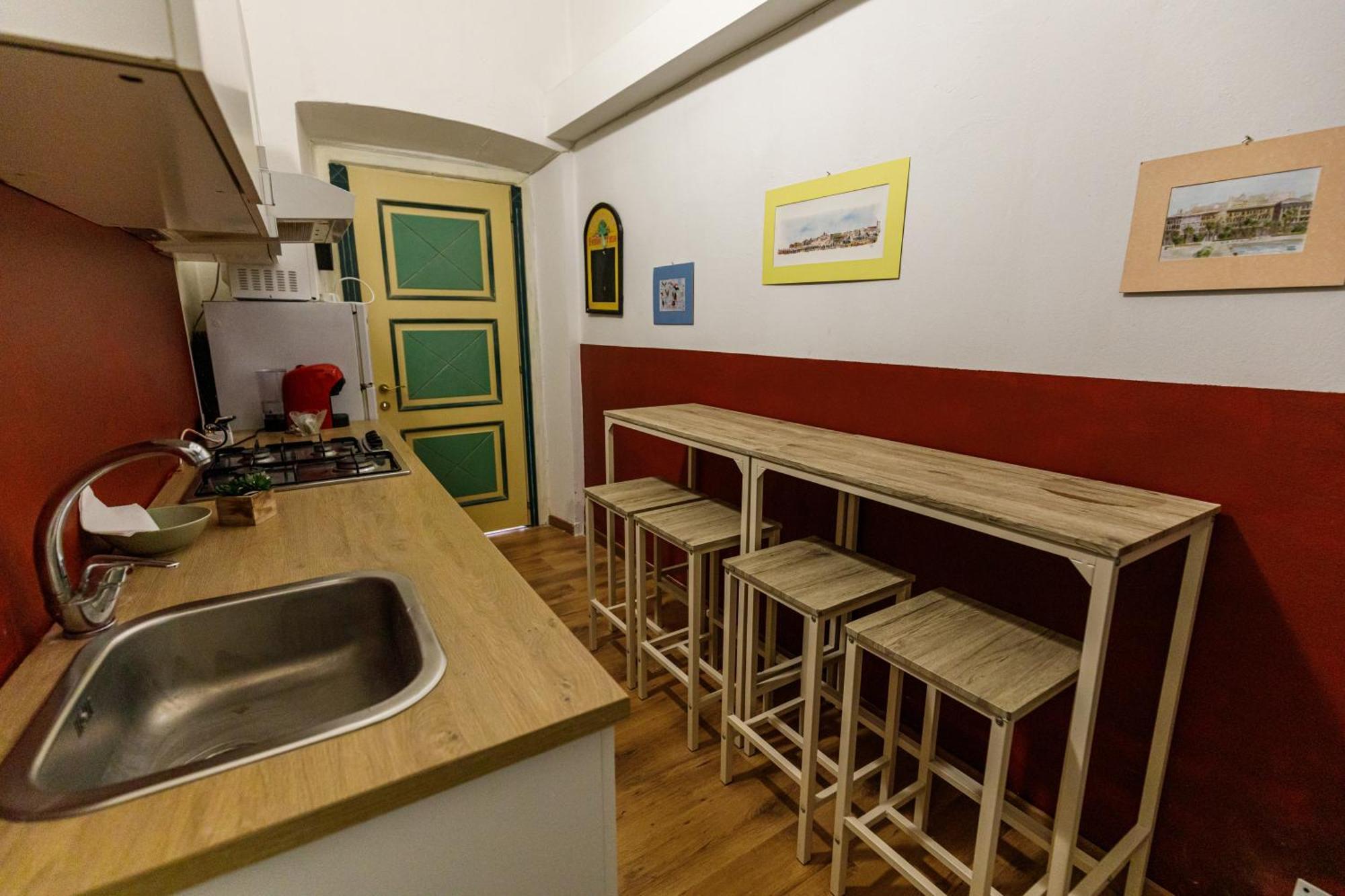 Onlyrooms III - Recommended For Under 30S 칼리아리 객실 사진